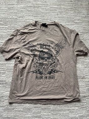 Men's Taupe Graphic Skull Motorcycle Tee